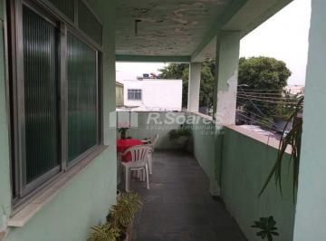 Casa · 210m² · 4 Quartos · 1 Vaga · Casa  com 04 quartos mais dependências, em Vila Valqueire na  rua das Verbenas.