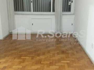 Apartamento · 57m² · 2 Quartos · 1 Vaga · Praça da Bandeira 2 quartos com dependências