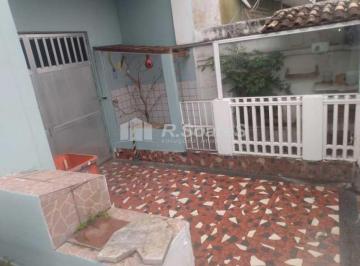 Casa · 287m² · 4 Quartos · 1 Vaga · Casa desocupada de quatro quartos sendo duas suítes no Engenho Novo