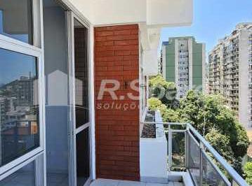 Apartamento · 86m² · 2 Quartos · 2 Vagas · Apartamento - / Residencial / Copacabana