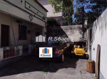 Casa · 180m² · 3 Quartos · 4 Vagas · CASA COM TRÊS QUARTOS, EM VILA VALQUEIRE, RUA DAS AZALÉAS. COM QUINTAL