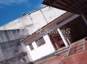 Casa · 150m² · 2 Quartos · 2 Vagas · Casa com 02 quartos, garagem, na rua das Rosas, em Vila Valqueire.
