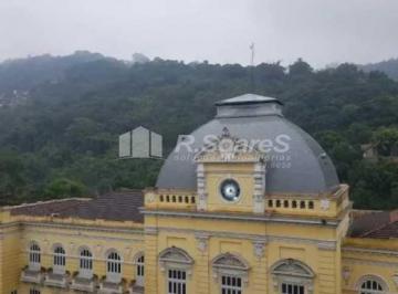 Apartamento · 108m² · 3 Quartos · 1 Vaga · Apartamento com 3 quartos, vaga de garagem, em Laranjeiras, Rua das Laranjeiras