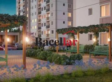 Apartamento · 42m² · 2 Quartos · Apartamento : Padrão / Residencial / Irajá
