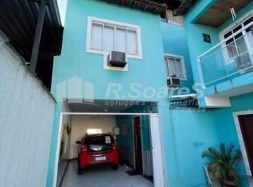 Casa · 95m² · 3 Quartos · 1 Vaga · Casa em condominio, 03 quartos com suíte, garagem na rua Monclaro Mena Barreto,