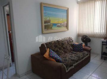 Apartamento · 44m² · 2 Quartos · 1 Vaga · Apartamento com dois quartos mais dependência e garagem em Vila Valqueire - Acei