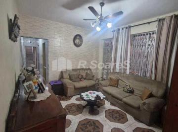 Casa · 101m² · 3 Quartos · Casa com 2 quartos mais suíte em Madureira .