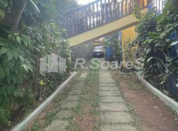 Casa · 400m² · 6 Quartos · 5 Vagas · Casa duplex em Saquarema, Rua Teófilo Dávila