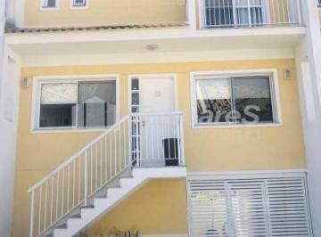 Casa · 161m² · 4 Quartos · 2 Vagas · Casa com 04 quartos sendo 01 suíte, em Taquara, est. Pau Ferro.