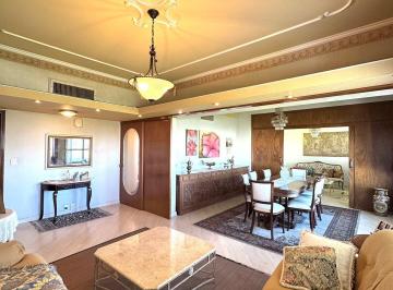 Apartamento · 236m² · 4 Quartos · 3 Vagas · AP664 - Amplo apartamento semimobiliado