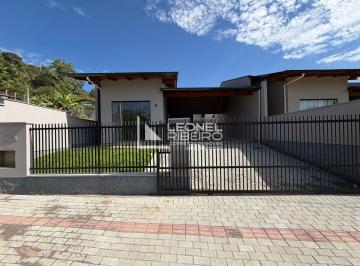 Casa · 86m² · 2 Quartos · 2 Vagas · Casa com 2 dormitórios à venda, 86,20 m² no bairro Dos Estados em Timbó/SC