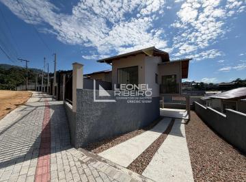 Casa · 97m² · 2 Quartos · 2 Vagas · Casa com 2 dormitórios ( 1suíte) à venda, 97,49 m² no bairro Dos Estados em Timbó/SC