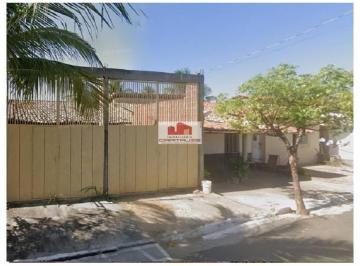 0d1496321b0ecf9545b2fa6e3cb727fd.jpg · Casa com 96m2 de área construída, com 2 quartos, 2 salas, cozinha, banheiro social e garagem