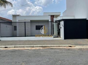 Casa · 150m² · 3 Quartos · 2 Vagas · Casa à venda no bairro Centro - Primavera do Leste/MT