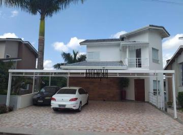 db9356ce6cb30af6ea757603a92837e063186e0c · Casa com 3 dormitórios à venda por R$ 2.495.000,00 - Arujá Country Club - Arujá/SP