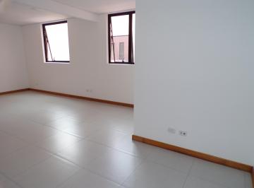 Comercial de 1 quarto, Curitiba · Conjunto comercial frente Praça Zacarias, no Centro de Curitiba!