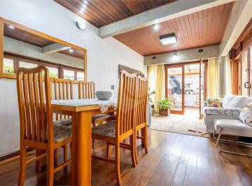 Casa · 180m² · 3 Quartos · 2 Vagas · Casa de vila com 3 quartos à venda em Sumarezinho - SP