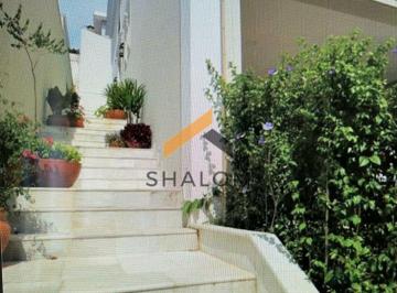 Casa · 403m² · 3 Quartos · 4 Vagas · O Charme e Conforto que Você Merece em Uma Localização Privilegiada!