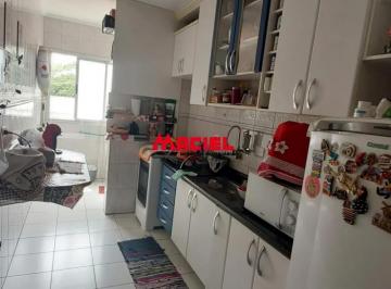 Apartamento · 70m² · 3 Quartos · 1 Vaga · Lindo Apartamento no Jardim Veneza, no Parque industrial com 3 quartos e 1 banheiro / Garagem cobert
