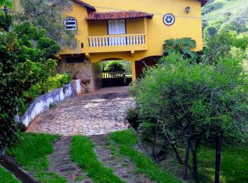 Rural de 4 quartos, São Lourenço · Chácara de 3.000m2 e com ótima casa em São Lourenço, próxima a cidade!