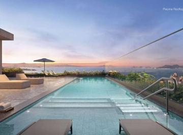 Piscina · Apartamento com 4 Suítes e 3 Vagas de Garagem no Centro de Florianópolis - 219,80m² de Puro Conforto