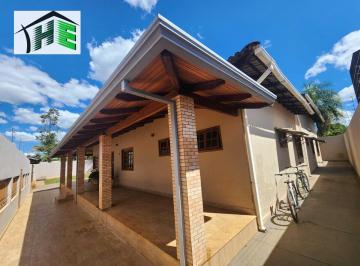 Casa de 4 quartos, Águas Claras · CASA TERREA SUITE ARMARIOS CHURRASQUEIRA CONDOMÍNIO FECHADO PRÓXIMA AO PARK WAY