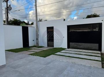 Casa · 220m² · 2 Quartos · Casa á 740m do mar rua calçada , imóvel novo e com piscina- Itanhaém/SP.
