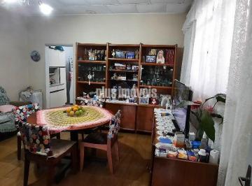 Casa · 111m² · 3 Quartos · 1 Vaga · CASA TÉRREA NA VILA GUARANI EM ÓTIMA LOCALIZAÇÃO.