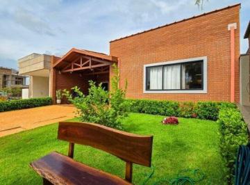 1741619015.jpeg · Casa com moveis planejados no Vivendas da Mata | É aqui na Rosa e Rangel Consultoria e Assessoria Im