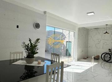 Casa · 200m² · 3 Quartos · 5 Vagas · Casa com 03 Dormitórios sendo 01 suíte à venda, 200 m² por R$ 1.300.000,00 São João- Itajaí/SC