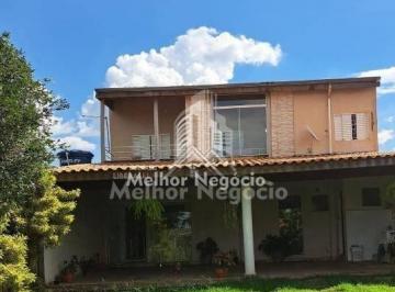 Casa · 183m² · 3 Quartos · 3 Vagas · Apartamento com 3 dormitórios à venda em Americana.