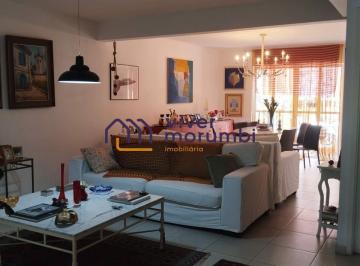 Casa · 200m² · 3 Quartos · 2 Vagas · Sobrado com 3 Quartos 1 Suite e 2 banheiros à Venda