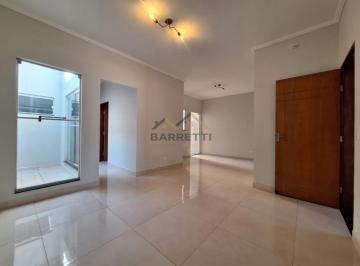 Casa · 120m² · 3 Quartos · 2 Vagas · Casa à venda de 175m², com 3 quartos, sendo 1 suíte, 2 banheiros e 2 vagas de ga