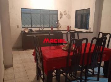 Casa · 180m² · 3 Quartos · 2 Vagas · CASA RESIDENCIAL GALO BRANCO, EM EXCELENTE LOCALIZAÇÃO