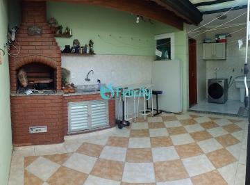 churrasqueira · Sobrado com 3 dorms, 1 suíte, 4 vagas, 152m2 no Jardim Regina