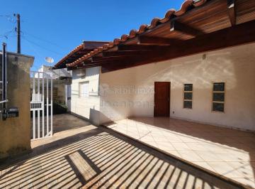 Casa · 123m² · 3 Quartos · 2 Vagas · Casa com 02 vagas de garagens cobertas, 02 vagas de garagens cobertas no bairro Vila Nossa Senhora d
