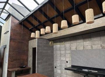 4862167496e9fc1840b18a8c3d025b9731a14cb6 · Casa nova, à venda, 2 suítes, área gourmet, Jardim Bom Sucesso, Indaiatuba.