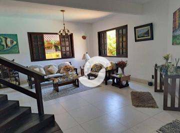 156fa224391d28e879a21208b829b7cc6b17cd16 · Casa 03 quartos com suíte Região Oceânica