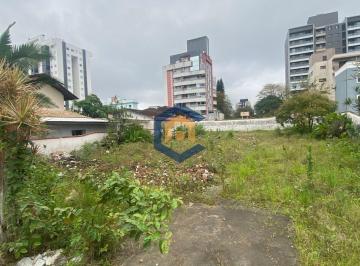 Terreno · 776m² · Excelente terreno com 776m² de área a venda no bairro Anita Garibaldi em Joinville/SC