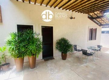 Apartamento · 60m² · 2 Quartos · 2 Vagas · Apartamento Térreo - Bem localizado