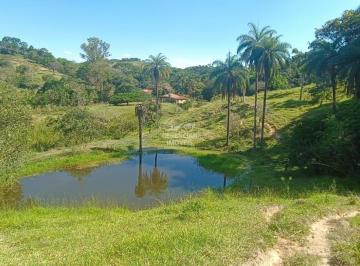 Rural · 210000m² · 3 Quartos · Fazenda 21 hectares com casa caseiro e sede, nascentes e lagoa em Pará de Minas-MG
