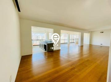 Apartamento · 215m² · 4 Quartos · 4 Vagas · Apartamento à venda com varanda gourmet, 4 vagas à 450 metros do metro / SP