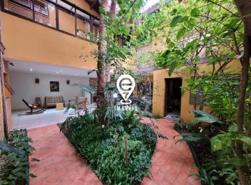 Casa · 310m² · 3 Quartos · 4 Vagas · Exelente sobrado 3 dorm, 3 salas, 4 vagas proximo ao Plaza Sul