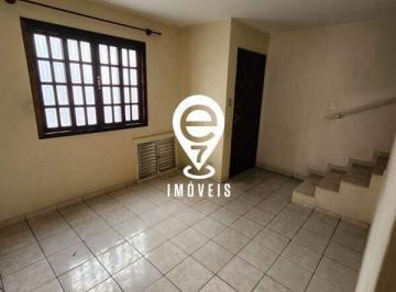Casa · 55m² · 2 Quartos · CASA PARA LOCAÇÃO DE 2 DORMITÓRIOS NA VILA GUMERCINDO!
