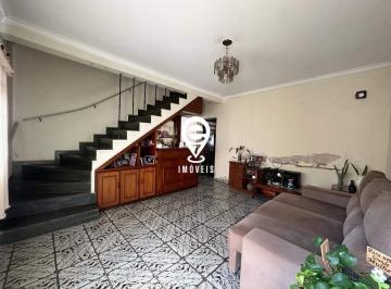 Casa · 270m² · 4 Quartos · 4 Vagas · Sobrado com 3 dormitórios sendo 1 suíte