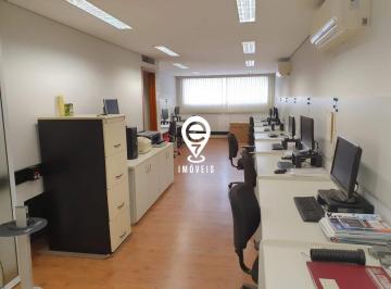 Casa · 200m² · 5 Quartos · 2 Vagas · SOBRADO COMERCIAL PARA LOCAÇÃO NO JABAQUARA DE 5 SALAS!