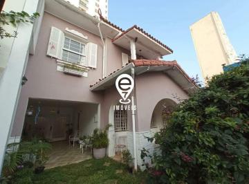 Casa · 238m² · 4 Quartos · 4 Vagas · Casa em Condomínio Residencial à Venda em Aclimação – 4 Dormitórios (2 Suítes), Piscina e Espaço Gou