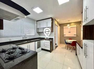 Casa · 238m² · 3 Quartos · 2 Vagas · SOBRADO PRONTO PARA MORAR
