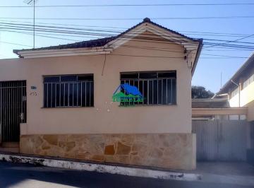 Casa Cruzília MG · 🏡 Casa à venda no Centro de Cruzília, MG
