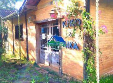 Comercial · 220m² · Loja à venda em Aiuruoca, MG